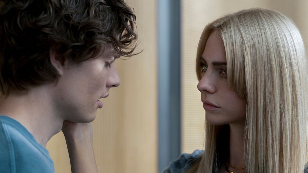 Asa Germann as Sam Riordan and Maddie Phillips as Cate Dunlap in Season 1 of "Gen V" (Prime Video)