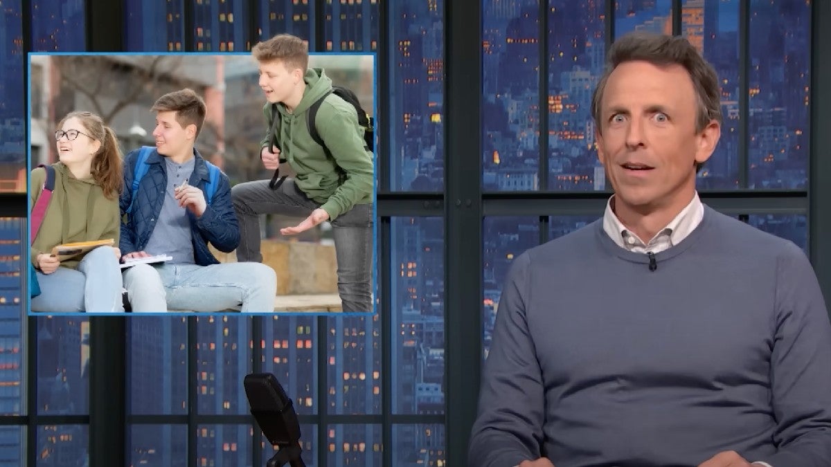 Seth Meyers Mocks Trump for Using 8th Grade Pot-Smoking Logic to Dictate Russia Sanctions | Video