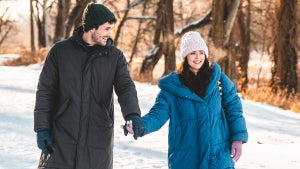 Jonah Hauer-King and Zoey Deutch in "The Threesome" (Credit: Vertical Entertainment)