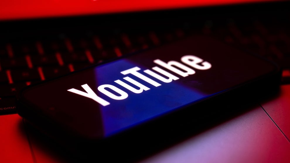 YouTube (Credit: Didem Mente/Anadolu via Getty Images)