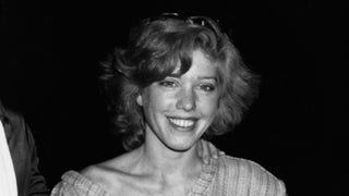 Penelope Milford, ‘Coming Home’ and ‘Valentino’ Actress, Dies at 77