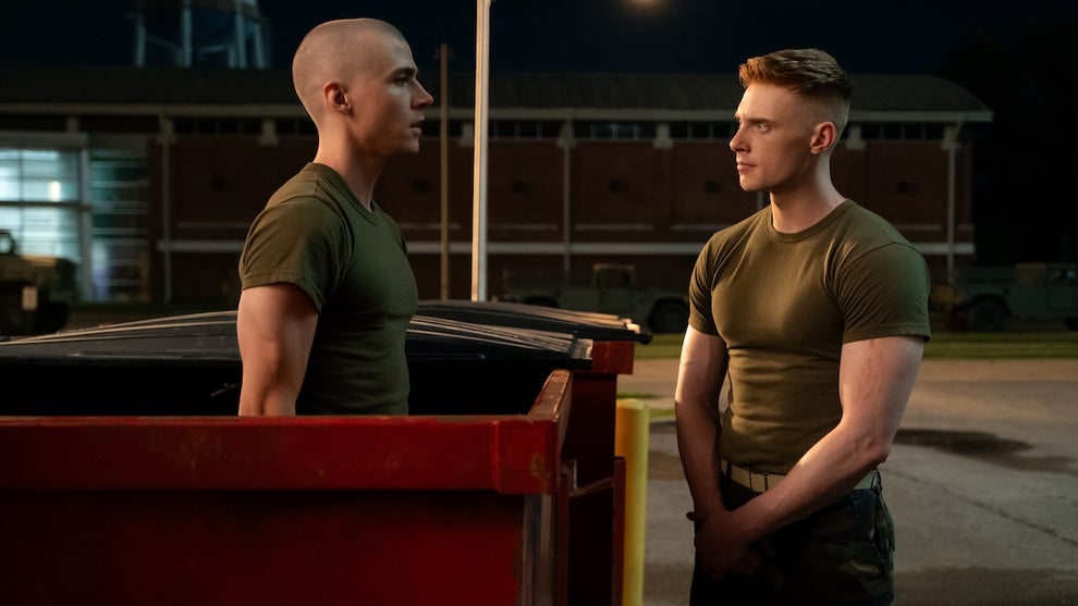 boots-miles-heizer-max-parker-netflix