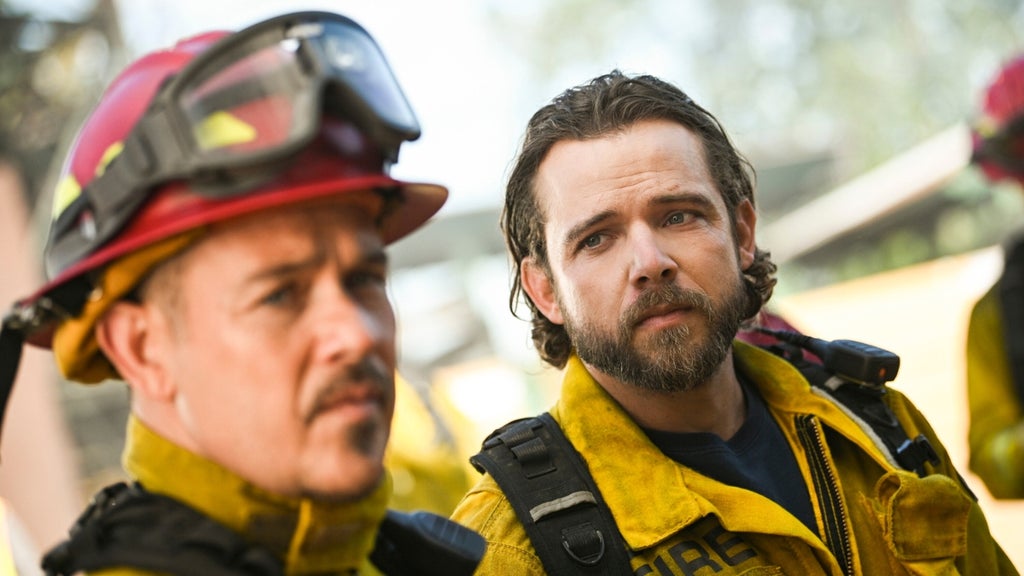 Max Thieriot and Kevin Alejandro play firefighters in "Fire Country" season 4