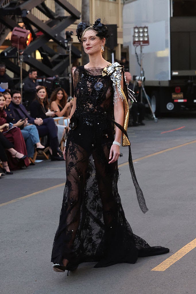 Elizabeth Debicki wallks the runway at Vogue World. Source: Getty