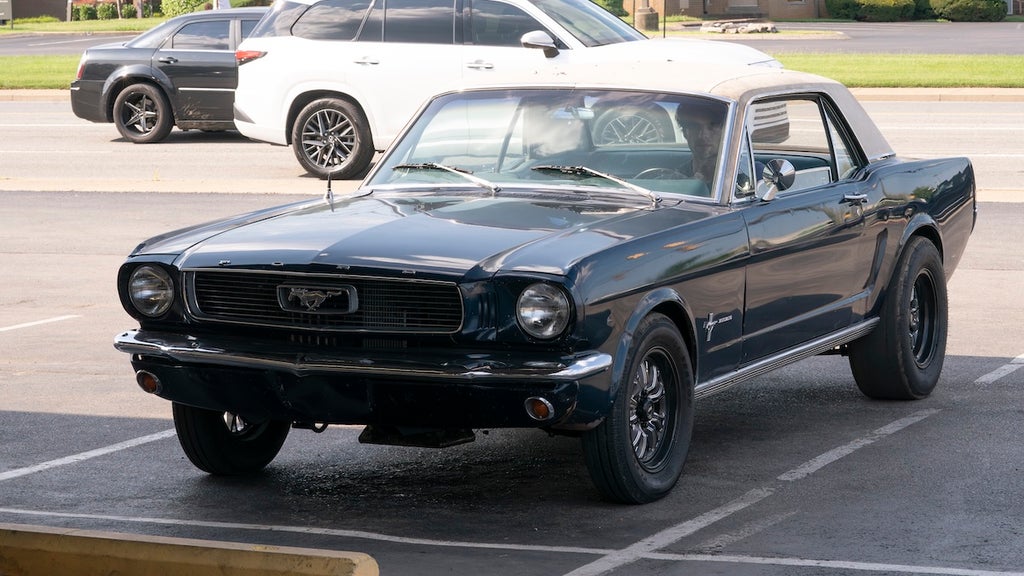 911-nashville-hunter-mcvey-car-disney