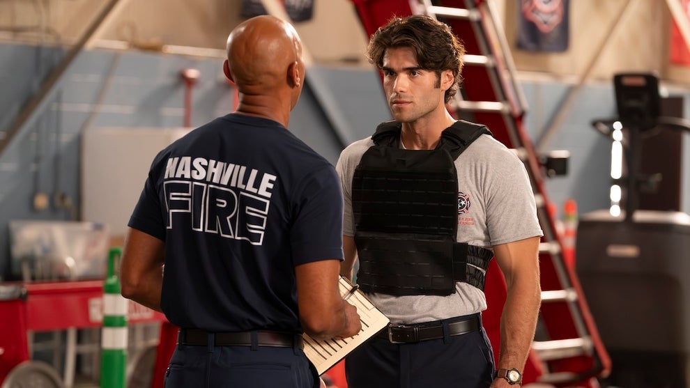 911-nashville-hunter-mcvey-disney-1