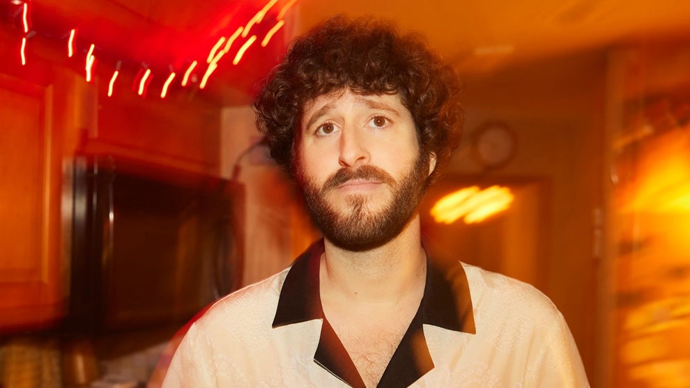 Dave Burd aka Lil Dicky in "Dave" (Credit: FX)