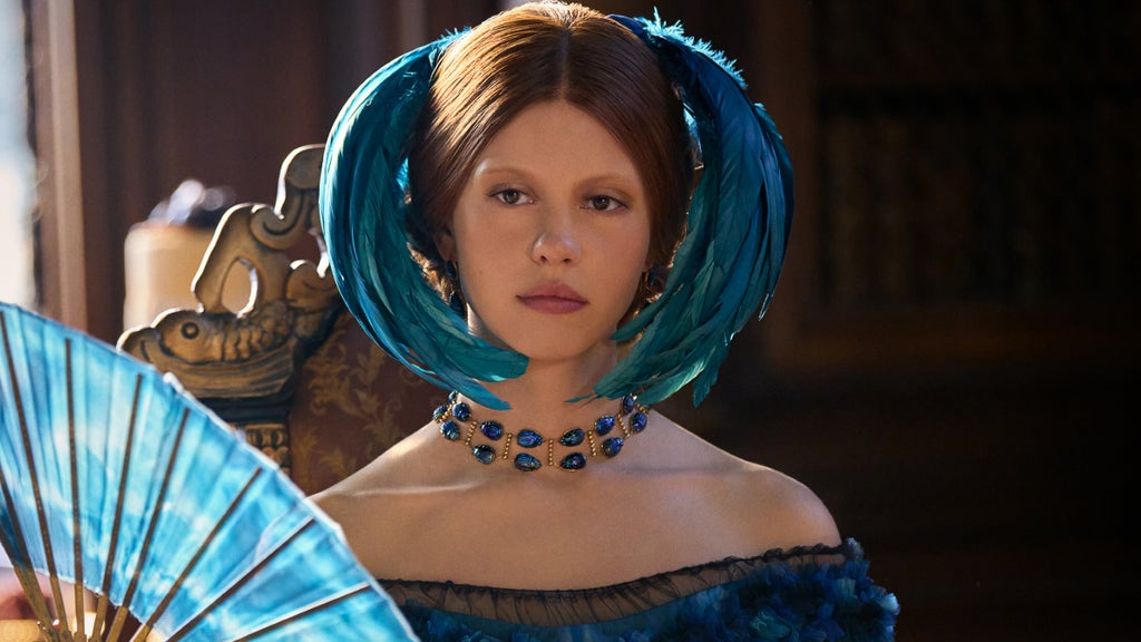 Mia Goth as Elizabeth Harlander in "Frankenstein" (Ken Woroner/Netflix)