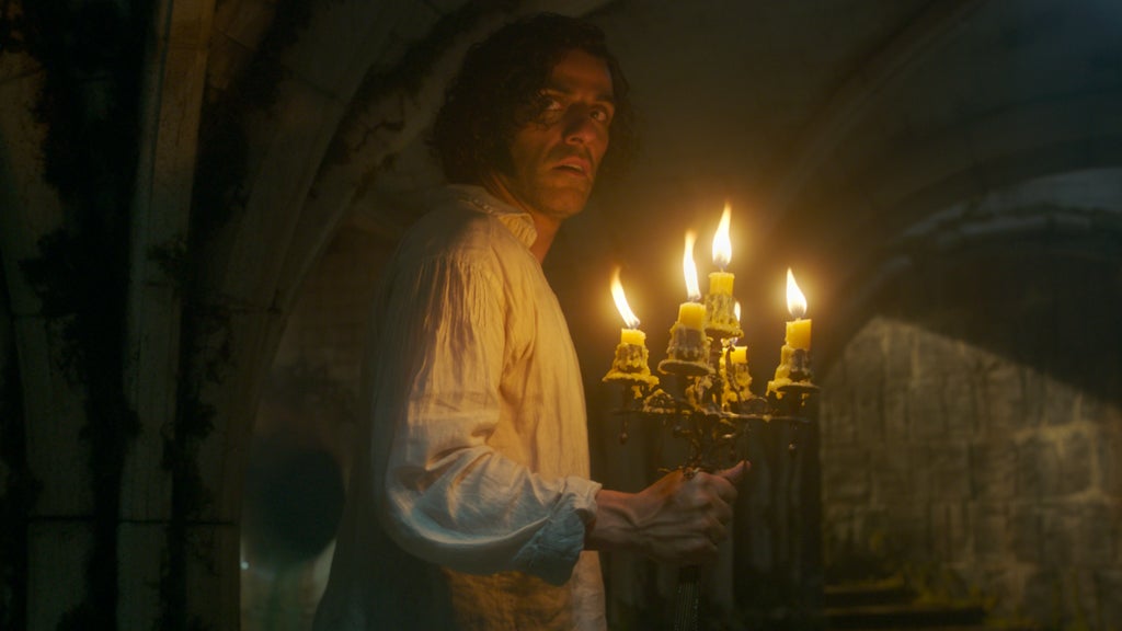 Oscar Isaac as Victor Frankenstein in "Frankenstein" (Netflix)