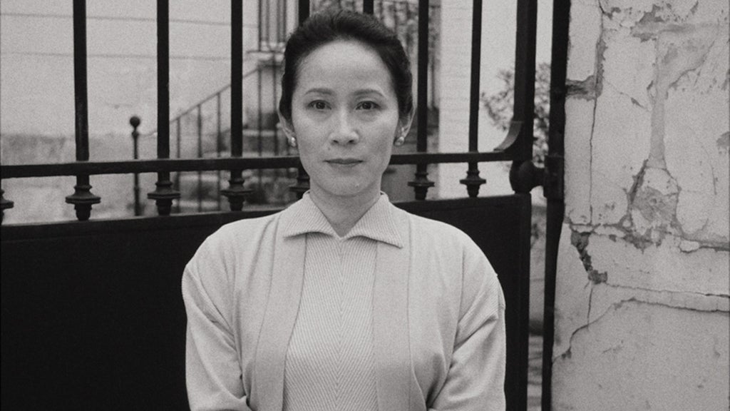 Jade Phan-Gia as Phuong Maittret in "Nouvelle Vague" (Netflix)