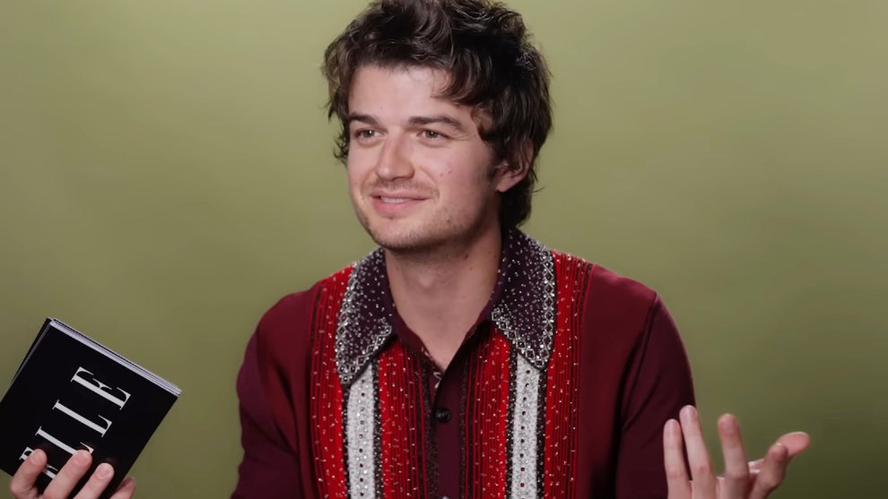 "Stranger Things" star Joe Keery (Credit: ELLE/YouTube)