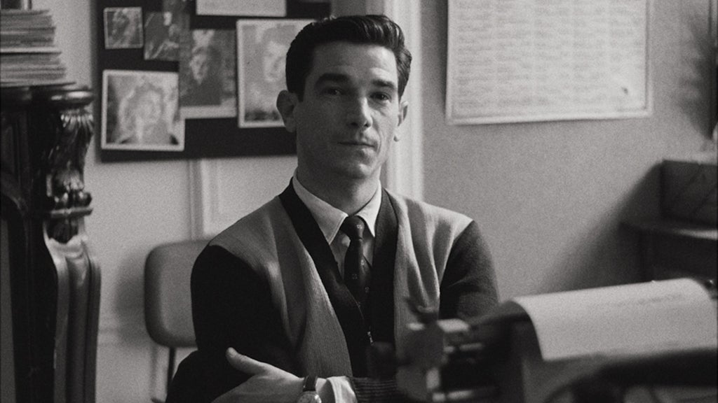 Jonas Marmy as Jacques Rivette in "Nouvelle Vague" (Netflix)