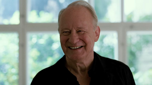 Stellan Skarsgård in "Sentimental Value" (Neon)