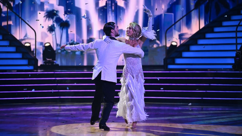 dwts-alix-earle-val-chmerkovskiy-disney