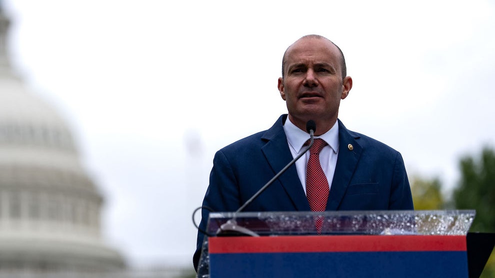 Sen. Mike Lee (R-UT) speaks outside the U.S. Capitol on Sept. 10, 2025. (Kent Nishimura/Getty Images)