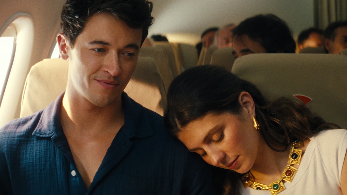 Por que as pessoas que conhecemos nas férias não podiam filmar no local original