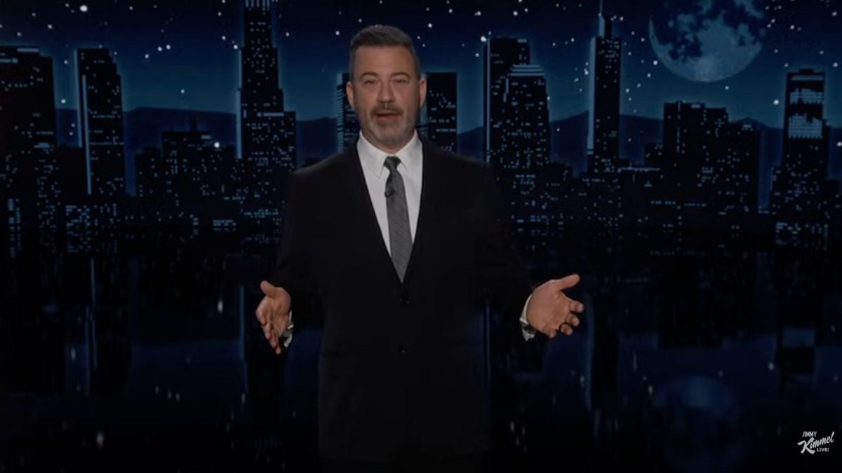 Jimmy Kimmel Vows to Keep Calling Out Trump’s ‘Loathsome’ Behavior In Honor of Rob Reiner: ‘He’d Want Us to’ | Video