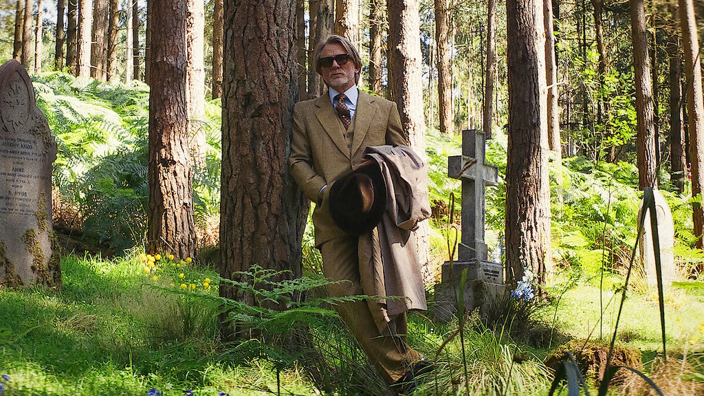 "Wake Up Dead Man: A Knives Out Mystery" (Credit: Netflix)