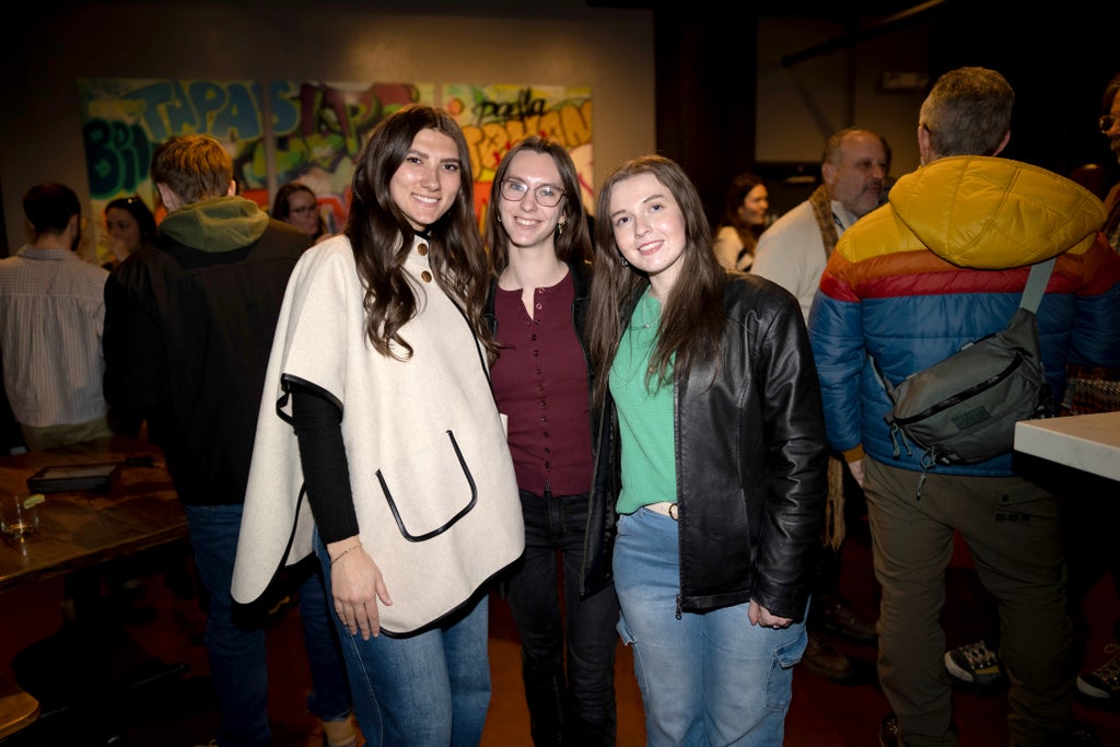 Paige Flake, Amanda Nelson, Allyson Sloan 