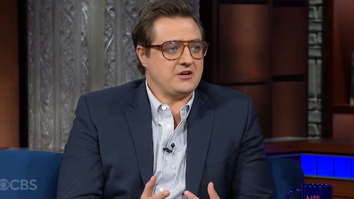 Chris Hayes Tells Colbert Minneapolis ICE Shooting Has Trapped Officials in ‘Incredibly Fraught Jurisdictional Territory’ | Video