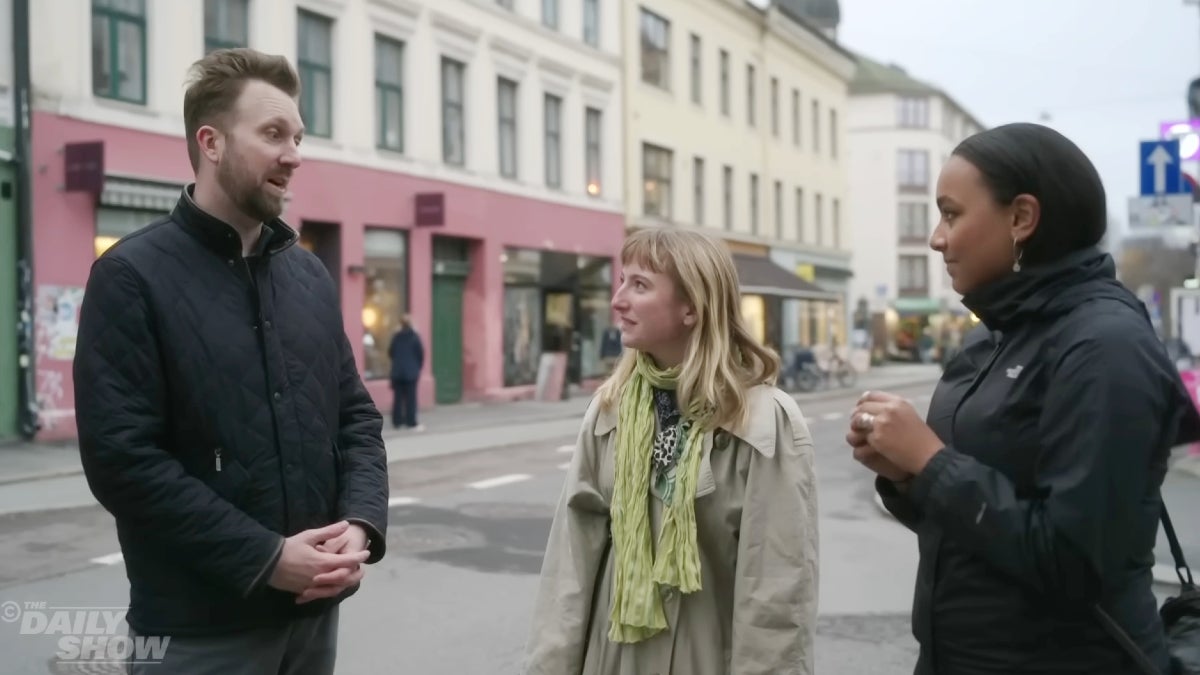 ‘Daily Show’ Asks Norwegians Whether Trump Deserves Nobel Peace Prize: ‘Not Sure He Even Knows Where Norway Is’ | Video