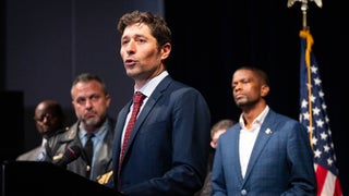 Minneapolis Mayor Jacob Frey Demands ICE ‘Get the F–k Out’ After Agent Shoots and Kills Woman | Video