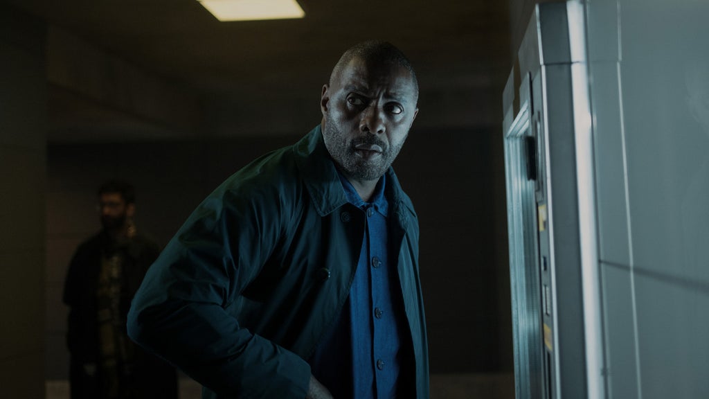 Idris Elba as Sam Nelson in "Hijack" Season 2, Episode 1 (Apple TV)