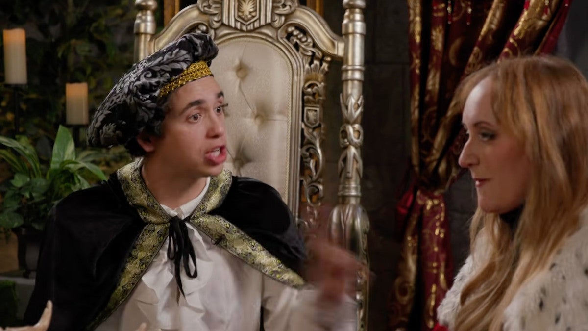 Why Marcello Hernández’s Alien Bathroom Attendant Sketch Remains Unaired on ‘SNL’ | Video