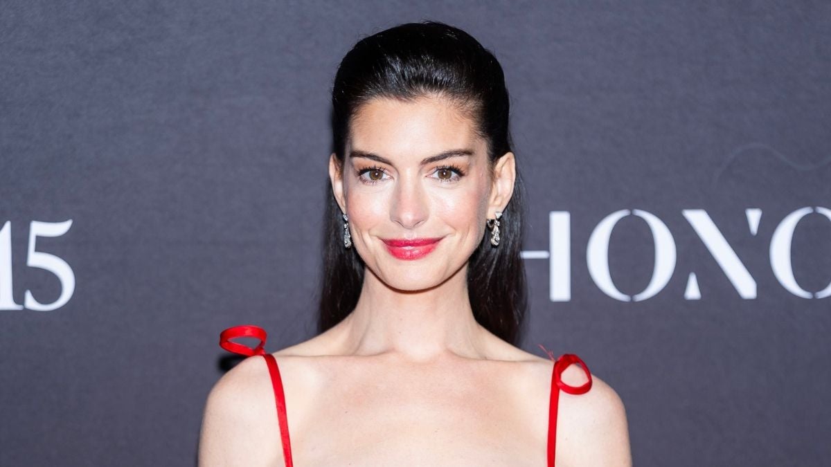 Anne Hathaway to Star in and EP True Crime Series ‘Fear Not’ at Paramount+