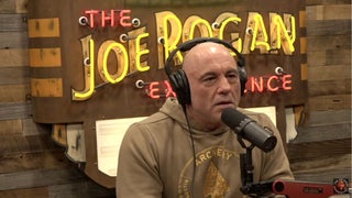Joe Rogan Says He Didn’t Submit for Golden Globes Due to $500 Entry Fee: ‘I Don’t Want to Be Part of That’ | Video
