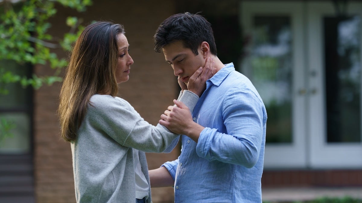 A estrela de ‘Heated Rivalry’, Christina Chang, detalha a cena icônica de debutante