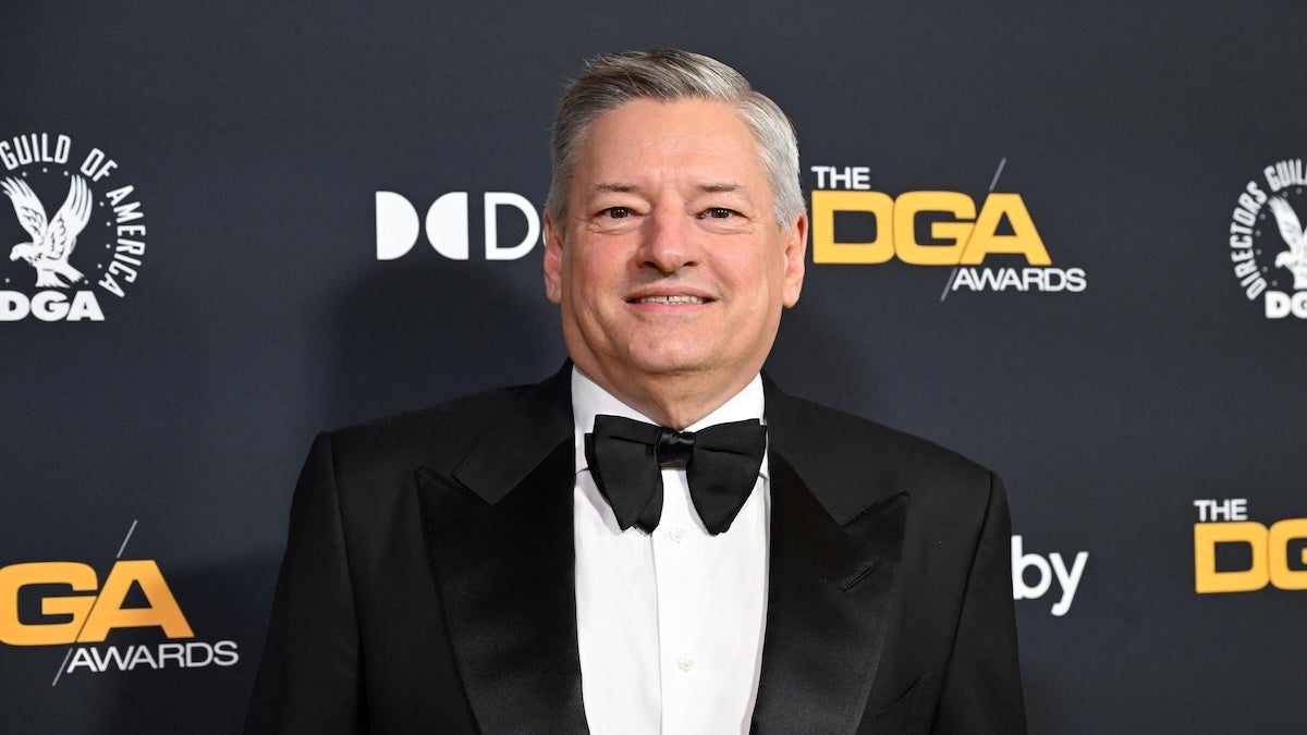 O co-CEO da Netflix, Ted Sarandos, acusa superior de ‘inundar a zona’ para confundir os acionistas