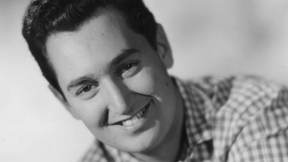 Neil Sedaka, lendário hitmaker de Breaking Up Is Hard to Do, morre aos 86 anos