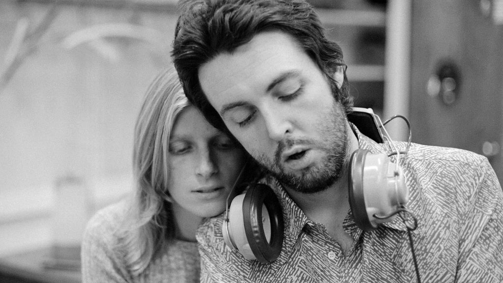 “Paul McCartney: Man on the Run” (Linda McCartney/Prime Video)