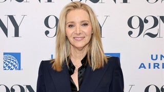 Lisa Kudrow Pleads With Warner Bros. Buyer to Preserve the Studio Lot Where She Filmed ‘Friends’ | Video