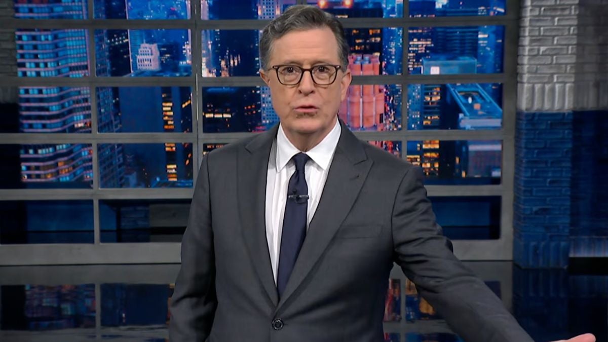 Colbert diz que estamos muito ‘desgastados’ por Trump para nos preocuparmos com os arquivos do MIA Epstein