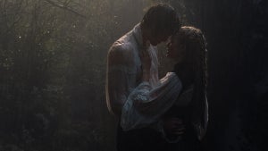 Jacob Elordi and Margot Robbie in 'Wuthering Heights' (Credit: Warner Bros.)