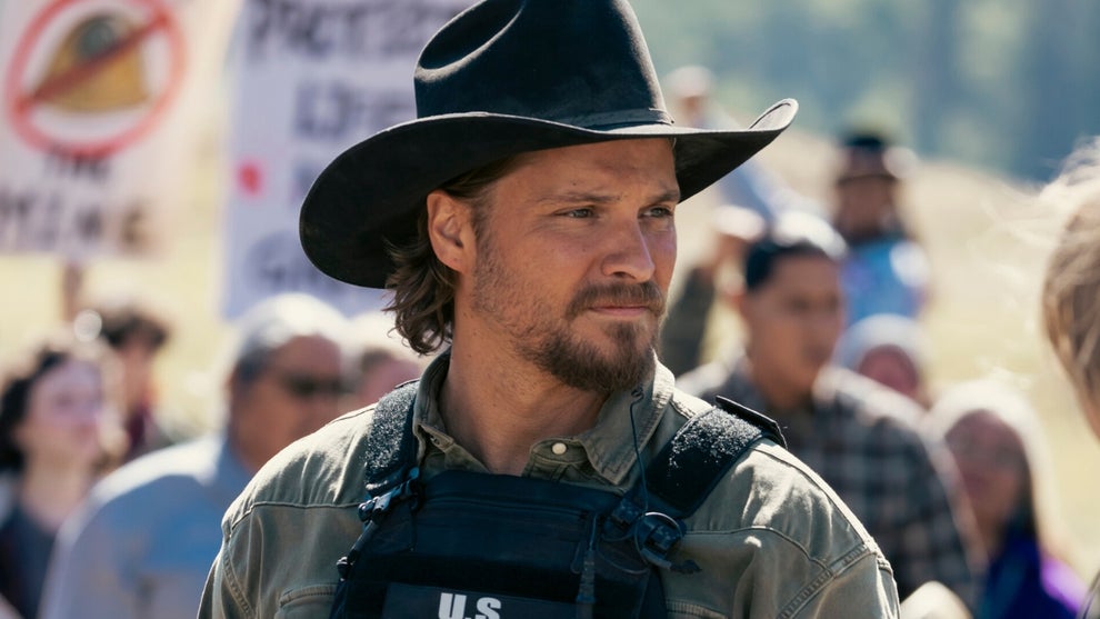 Luke Grimes returns as Kayce Dutton in "Marshals" (CBS)
