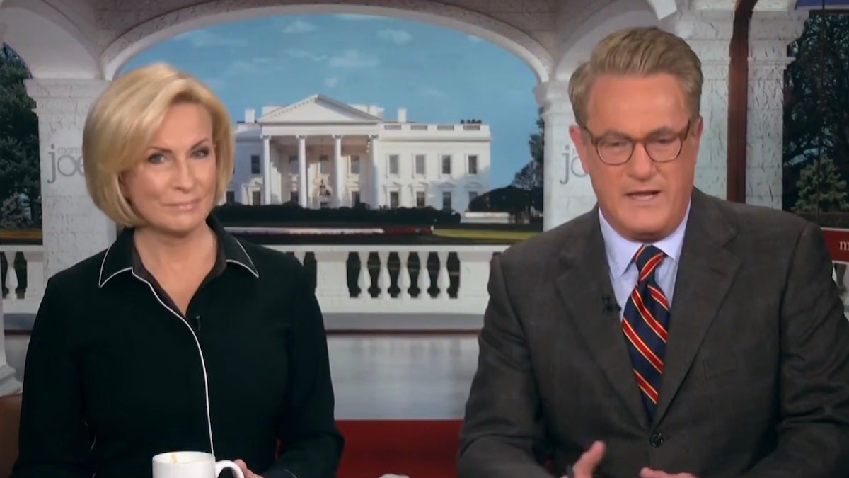 Joe Scarborough Spears Trump Estado da União por ‘Fanatismo Implacável’