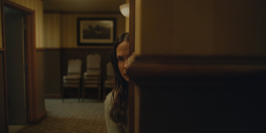 Cailee Spaeny in "Beef" (Netflix)