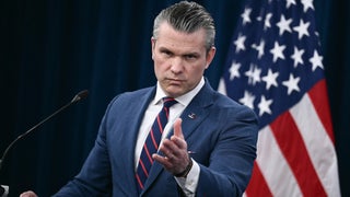 Pete Hegseth’s Press Escort Policy at Pentagon Halted by Judge