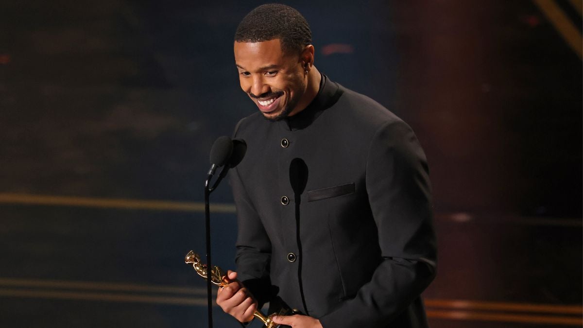 Michael B. Jordan agradece ‘Gigantes’ Denzel Washington e Halle Berry no discurso do Oscar de Melhor Ator