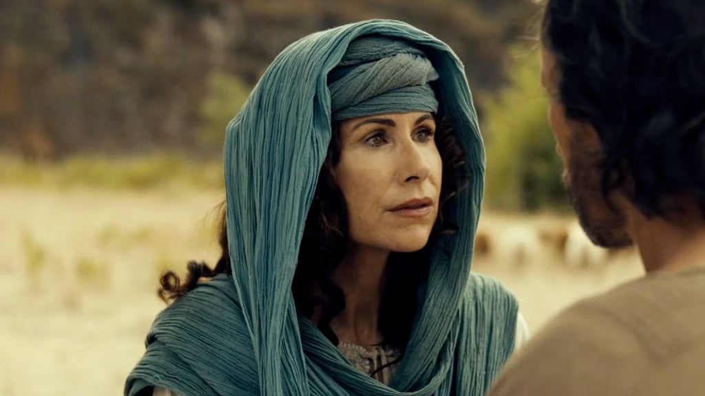 Minnie Driver as Sarah in "The Faithful" (Fox TV)