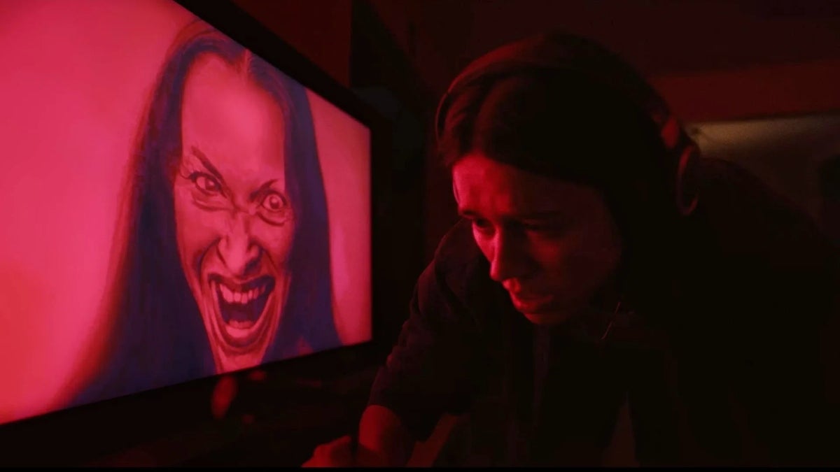 O diretor do Undertone, Ian Tuason, fala sobre seu filme de terror A24