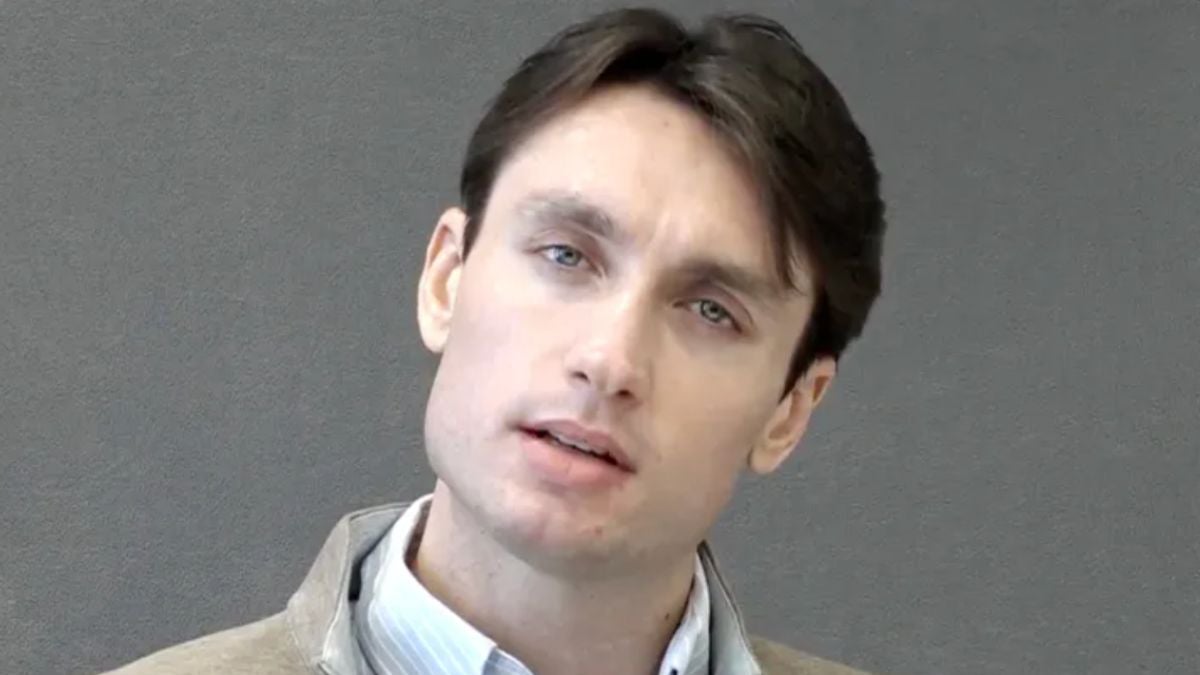 Juiz ordena remoção de vídeos de depoimentos DOGE após propagação viral