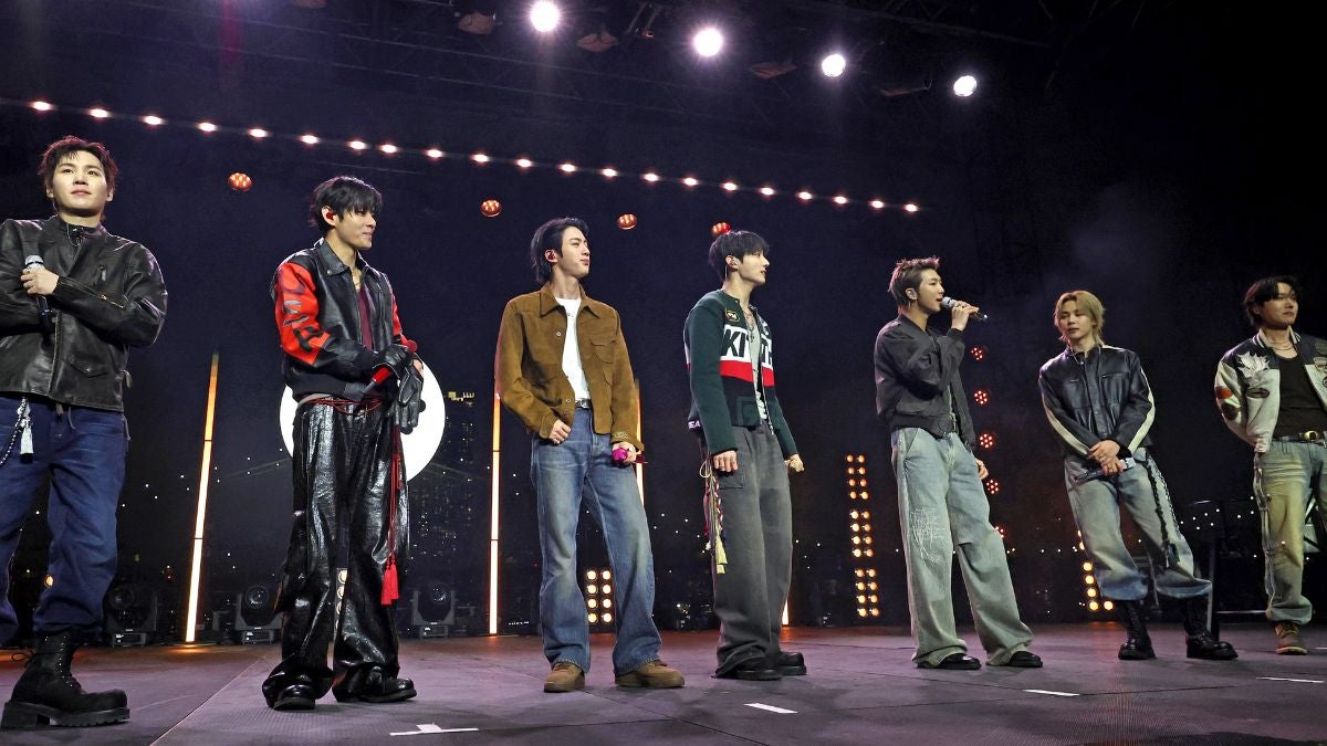 ‘Tonight Show’ Warm-Up Act Apologizes to BTS for North Korea Crack at Taping | Report