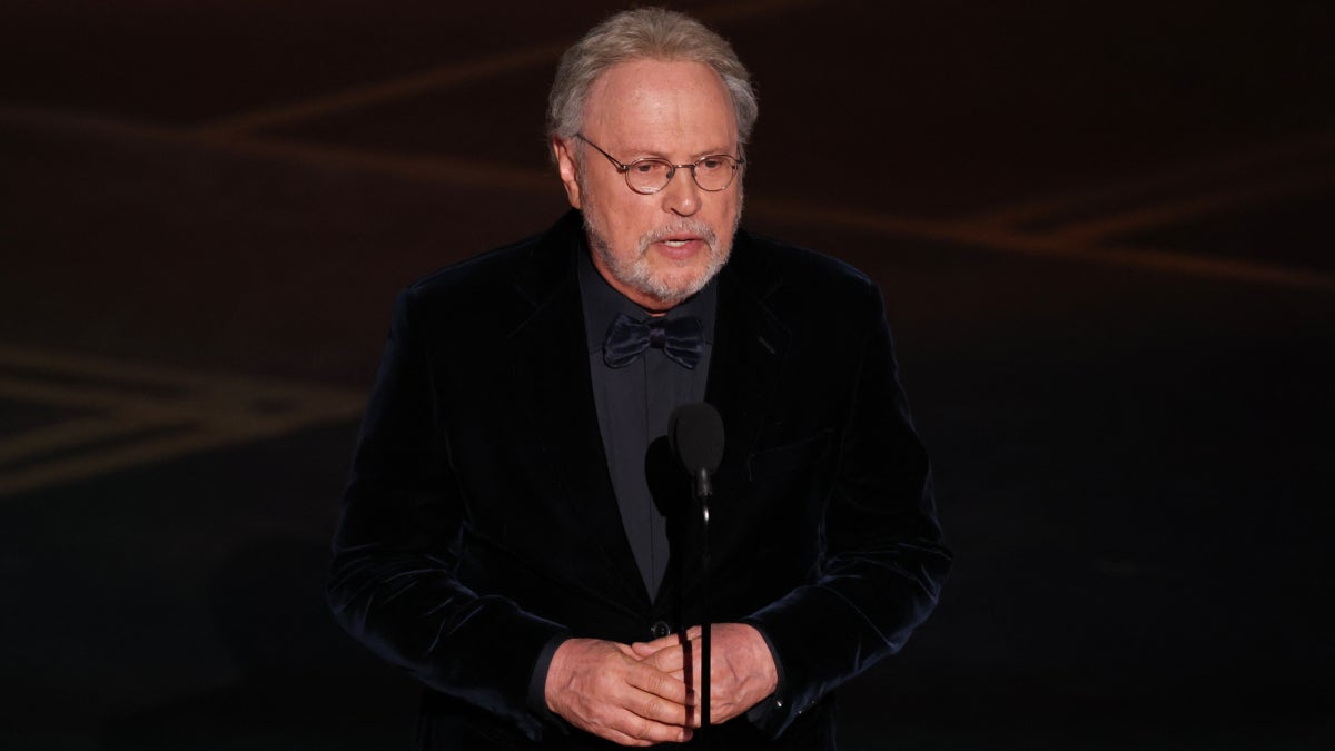 Oscar: Billy Crystal, Meg Ryan e outros homenageiam Rob Reiner em Moving Tribute