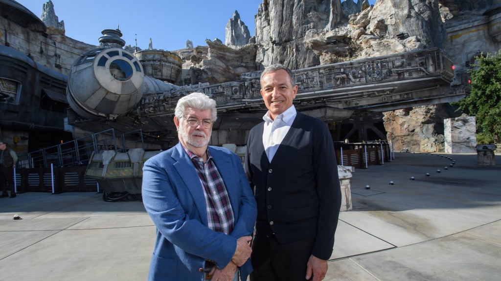 bob-iger-george-lucas-star-wars-galaxys-edge