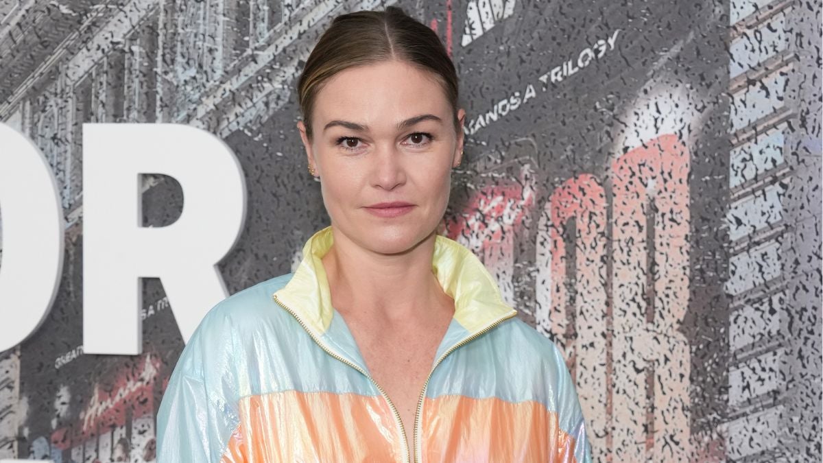 Julia Stiles Says She's 'Very Aware' of Needing to Work to Pay for 3 Children, Isn't Worried About 'Being a Sellout' Anymore