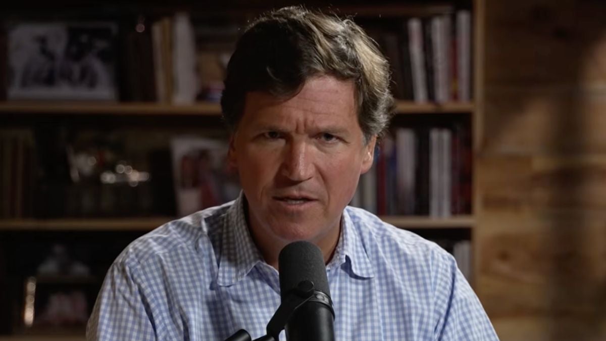 Tucker Carlson Says 'No President Should Mock Islam' After Trump's 'Praise Be to Allah' Remark | Video